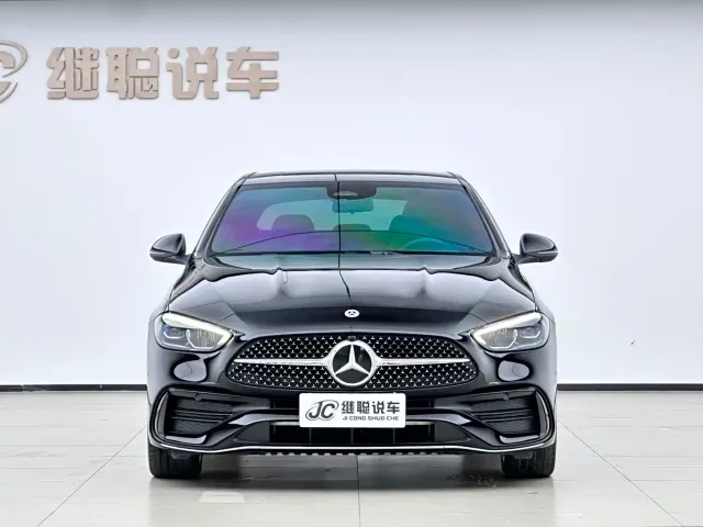Mercedes-Benz C-Class — Фото автомобиля 2