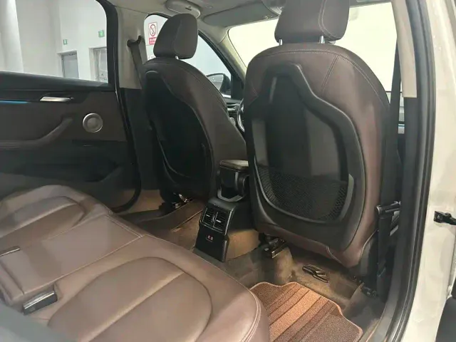 BMW X1 — Фото автомобиля 14