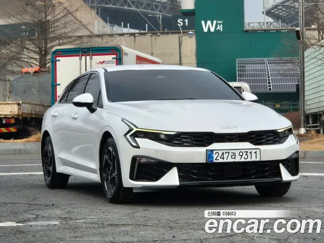 Фотография автомобиля — Kia K5 3rd Gen