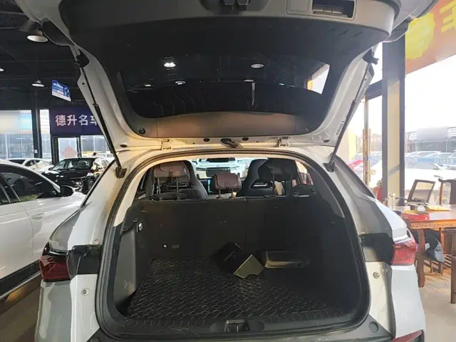 BYD Yuan PLUS — Фото автомобиля 18