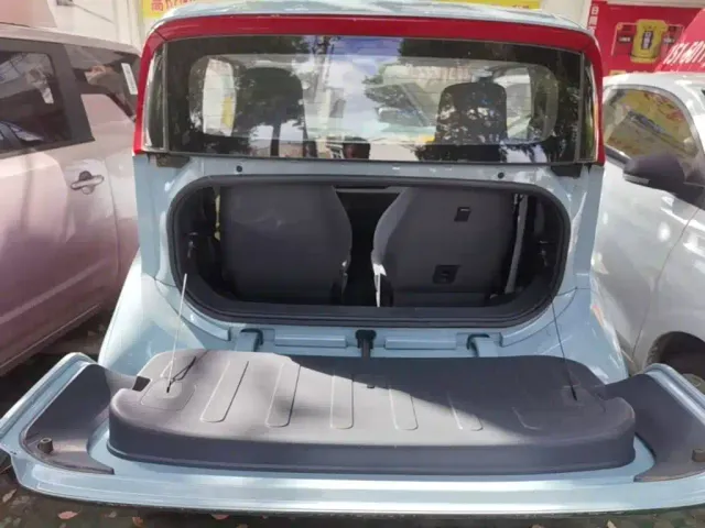 Wuling NanoEV — Фото автомобиля 18
