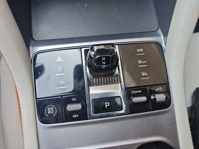 BYD Song PLUS — Фото автомобиля 15