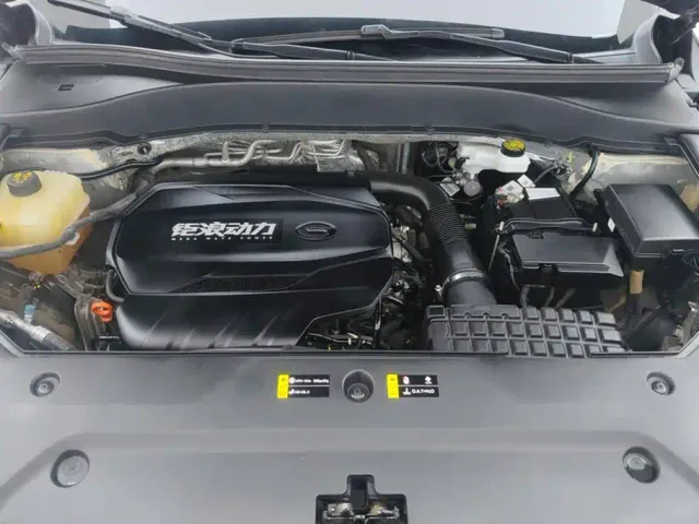 GAC Trumpchi GS8 — Фото автомобиля 10