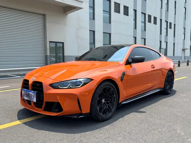 Фотография автомобиля — BMW M4