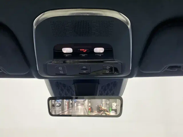 ZEEKR Zeekr 009 2024 7-Seat Aisle AWD Version 108kWh — Фото автомобиля 26