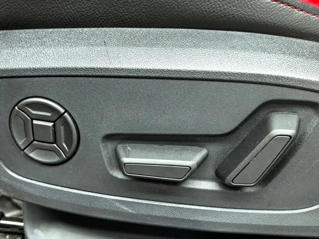 Audi Q3 — Фото автомобиля 11