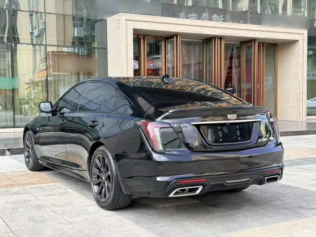 Cadillac CT5 — Фото автомобиля 13