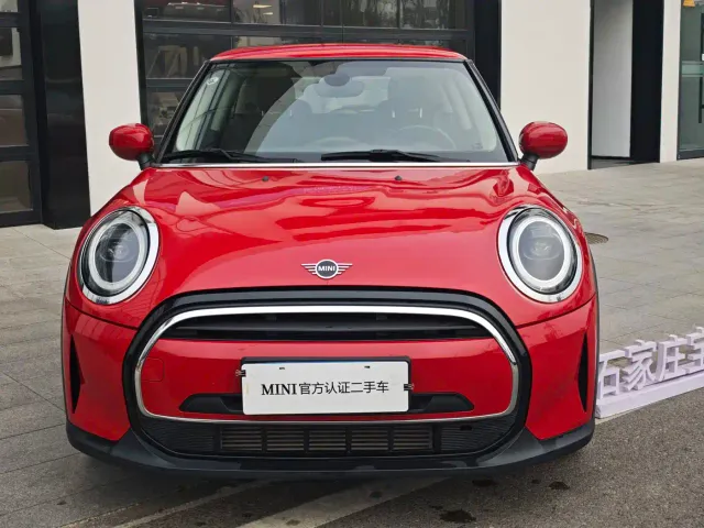 MINI MINI 2022 1.5T ONE — Фото автомобиля 3
