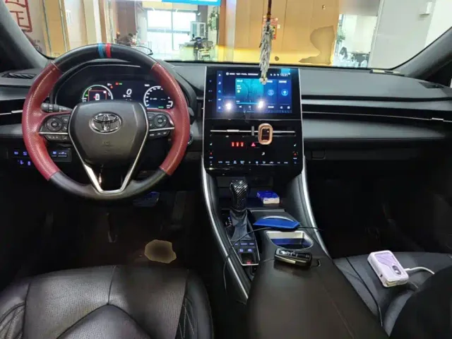 Toyota Avalon — Фото автомобиля 9