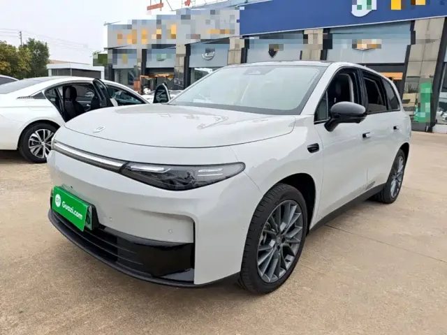 Фотография автомобиля — Leapmotor C10
