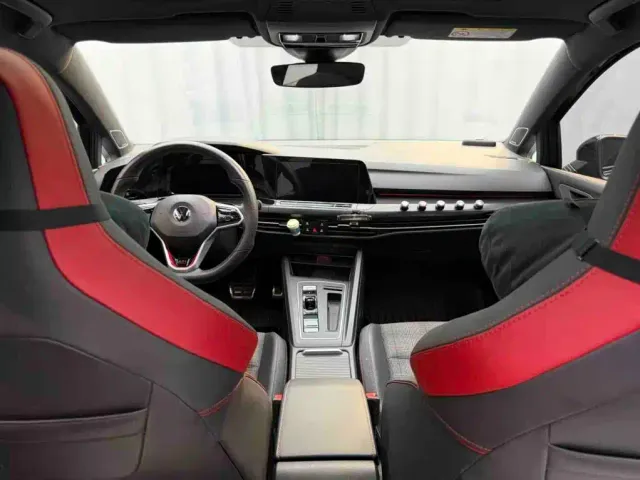 Volkswagen Golf GTI — Фото автомобиля 9