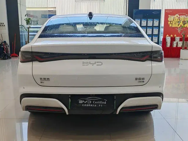 BYD Seal 06 — Фото автомобиля 10
