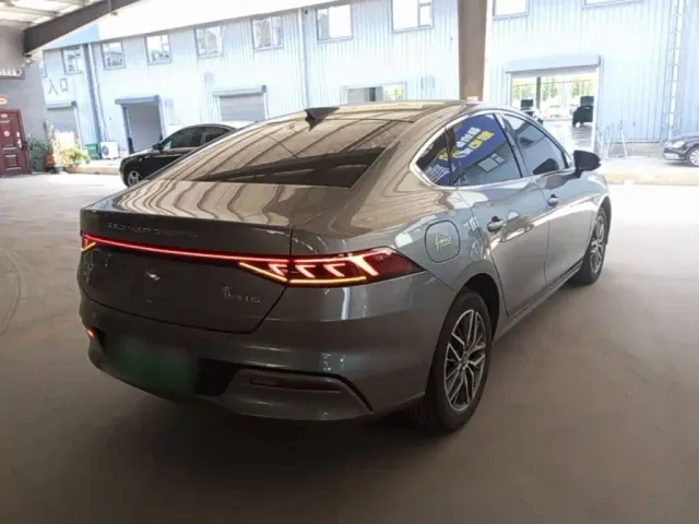 BYD Qin PLUS — Фото автомобиля 6