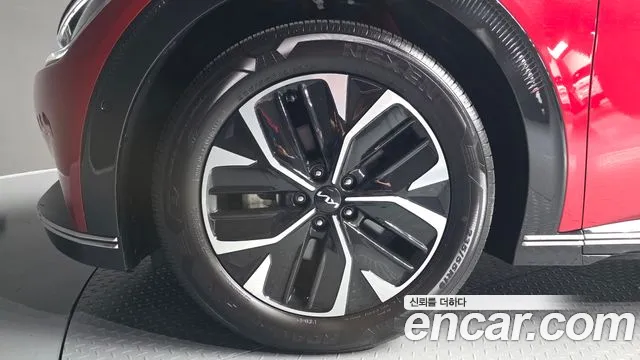 Kia EV6 — Фото автомобиля 5
