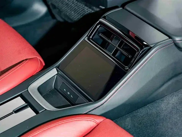 Porsche Panamera — Фото автомобиля 22