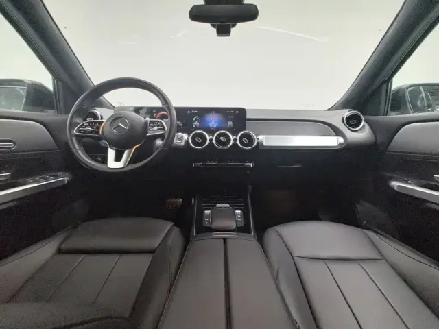 Mercedes-Benz GLB-Class — Фото автомобиля 5