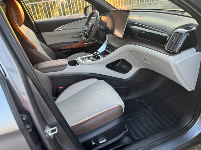 BYD Song Pro — Фото автомобиля 9