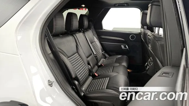 Land Rover Discovery — Фото автомобиля 11