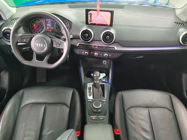 Audi Q2L — Фото автомобиля 13
