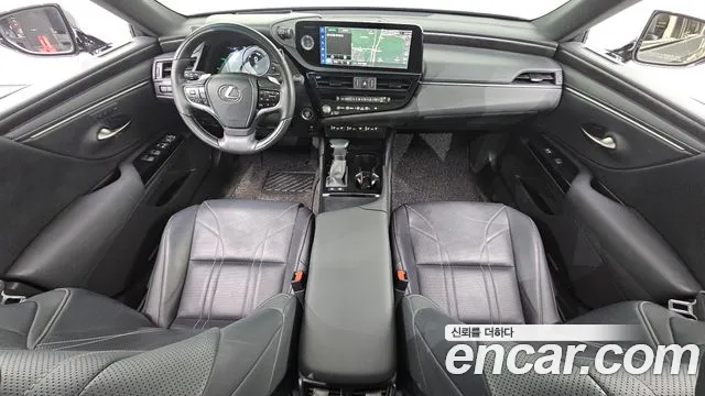 Lexus ES — Фото автомобиля 7
