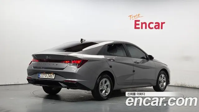 Hyundai Avante CN7 — Фото автомобиля 2