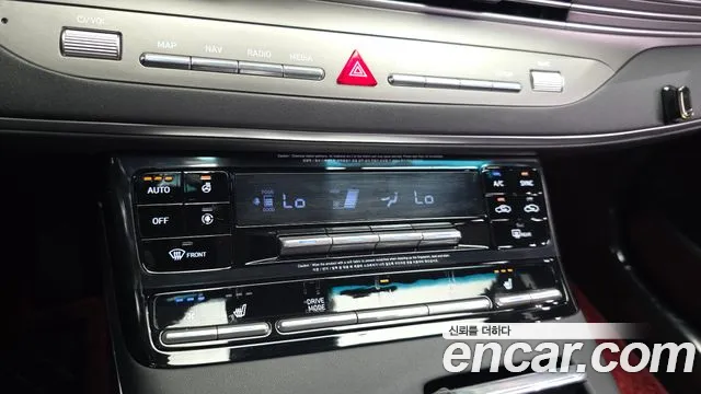 Hyundai Grandeur Новый Grandeur IG 3.0 LPi (Такси) — Фото автомобиля 17
