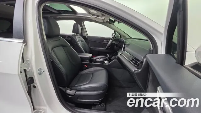 Kia Sportage Sportage 5-е поколение Дизель 2.0 4WD — Фото автомобиля 10