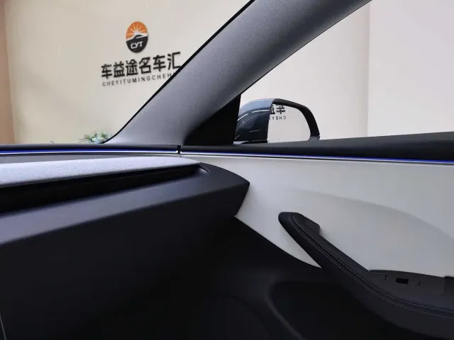 Tesla Model 3 2023 Rear-Wheel Drive — Фото автомобиля 22