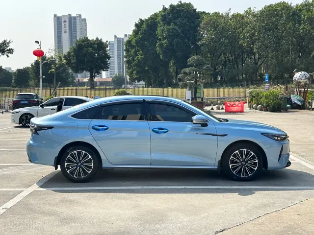 Chery Fulwin A8 — Фото автомобиля 24