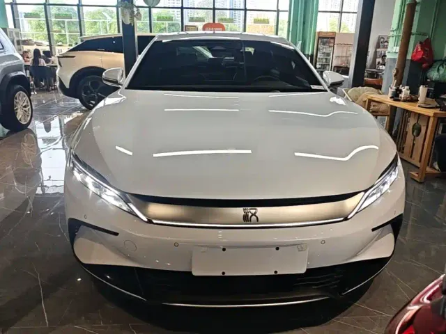 BYD Han — Фото автомобиля 2