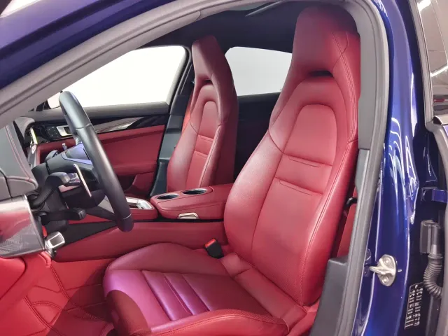Porsche Panamera — Фото автомобиля 12