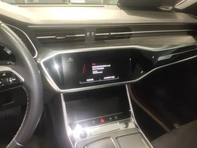 Audi A6L — Фото автомобиля 19