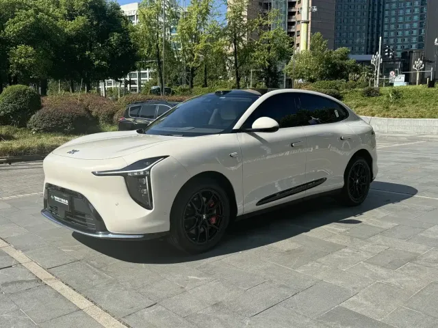 Фотография автомобиля — IM Motors LS6