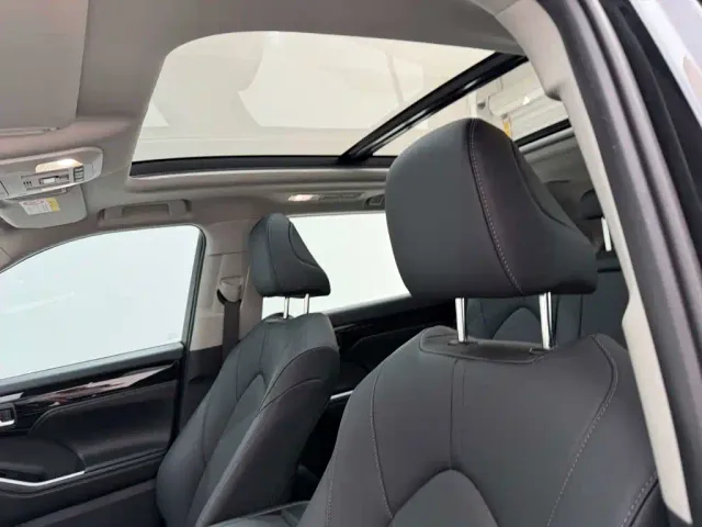 Toyota Highlander — Фото автомобиля 21