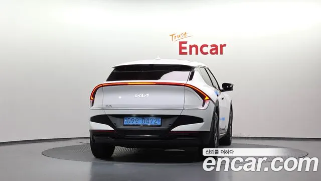 Kia EV6 — Фото автомобиля 4