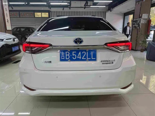Toyota Corolla — Фото автомобиля 4
