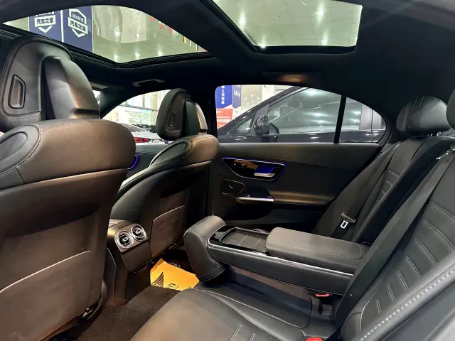 Mercedes-Benz C-Class — Фото автомобиля 17