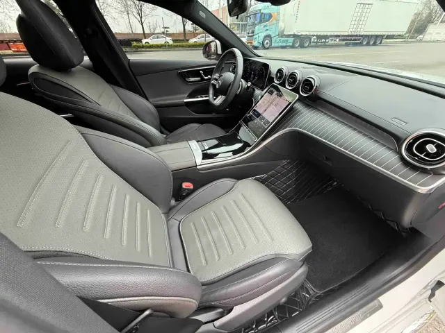 Mercedes-Benz C-Class — Фото автомобиля 14