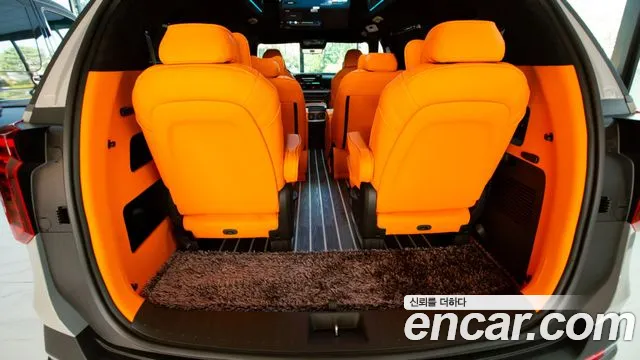 Kia Carnival Generation 4 — Фото автомобиля 19