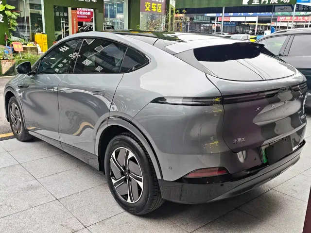 Xpeng G6 — Фото автомобиля 9