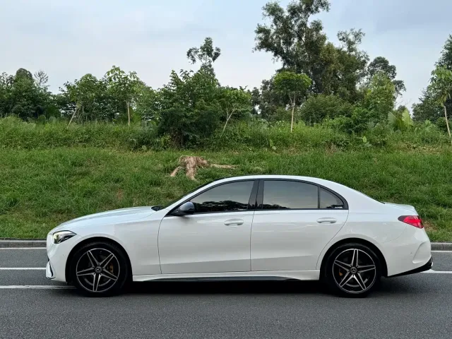 Mercedes-Benz C-Class — Фото автомобиля 4