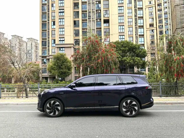 Dongfeng eπ 008 — Фото автомобиля 5