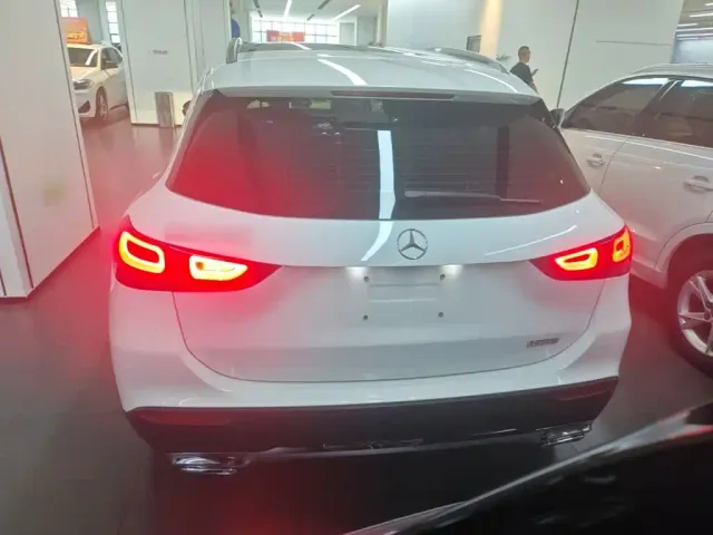Mercedes-Benz GLA-Class — Фото автомобиля 5