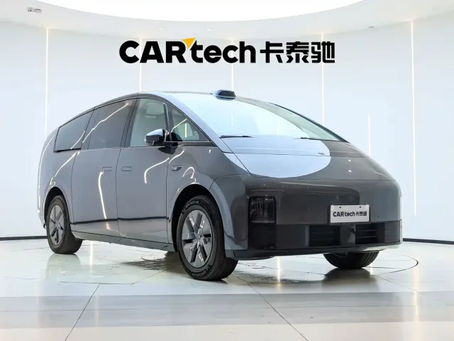 Li Auto MEGA — Фото автомобиля 3