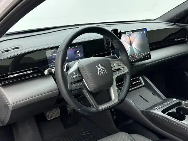 BYD Qin L — Фото автомобиля 17