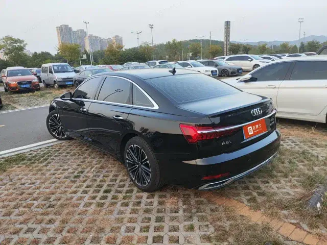Audi A6L — Фото автомобиля 3