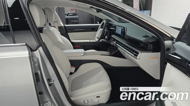 Hyundai Grandeur GN7 — Фото автомобиля 15