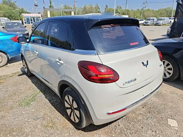 Wuling Bingo — Фото автомобиля 4