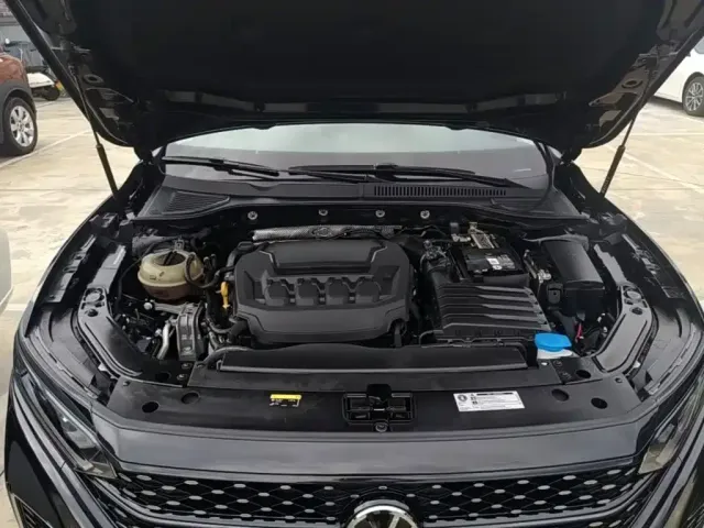 Volkswagen Passat 2023 Facelift 330TSI Starlight Luxury Edition — Фото автомобиля 15