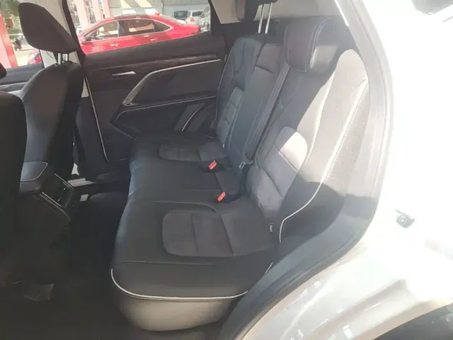 Haval H6 — Фото автомобиля 16